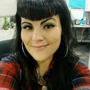 Meet your Posher, Steffanie